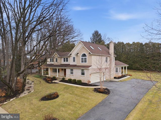 3759 SILVERWOOD DR, York, PA 17402