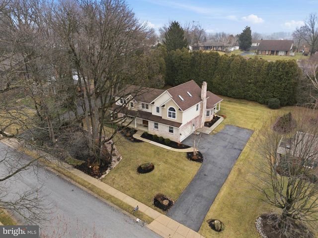 3759 SILVERWOOD DR, York, PA 17402