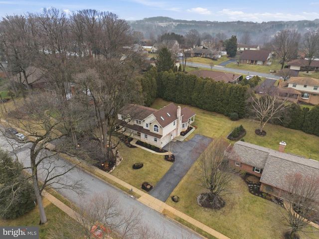 3759 SILVERWOOD DR, York, PA 17402