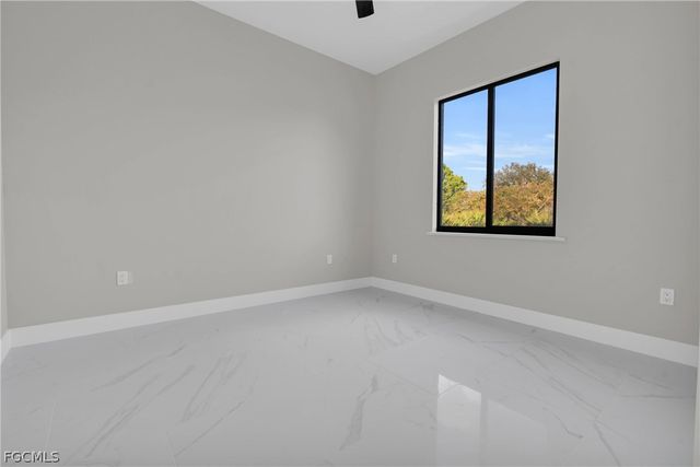 2506 73rd ST W, Lehigh Acres, FL 33971