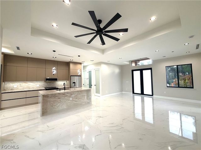 2506 73rd ST W, Lehigh Acres, FL 33971