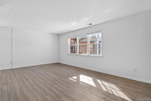 276 Temple Hill Road 1506, New Windsor, NY 12553