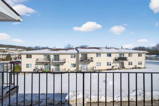 276 Temple Hill Road 1506, New Windsor, NY 12553