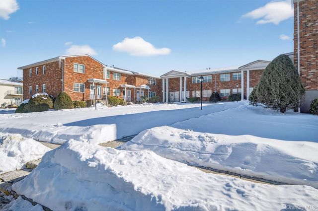 276 Temple Hill Road 1506, New Windsor, NY 12553