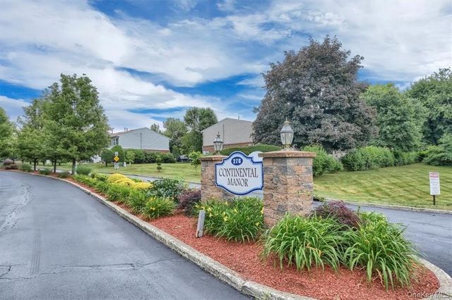 276 Temple Hill Road 1506, New Windsor, NY 12553