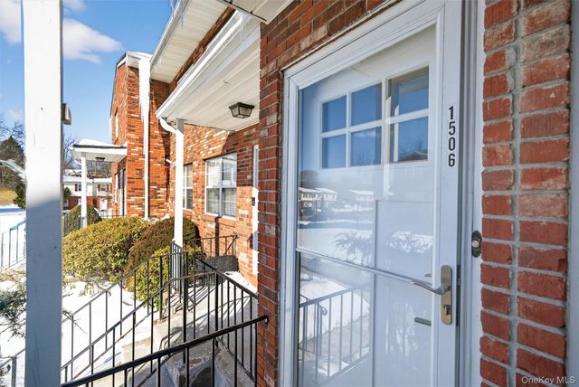 276 Temple Hill Road 1506, New Windsor, NY 12553