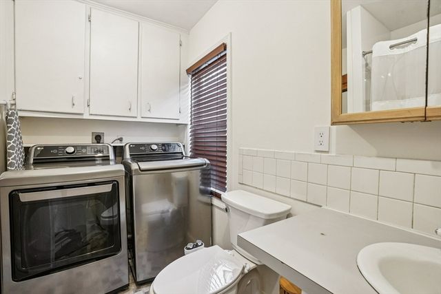 46 Main St, Lowell, MA 01852