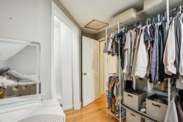 46 Main St, Lowell, MA 01852