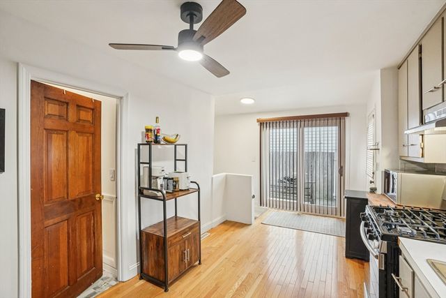 46 Main St, Lowell, MA 01852