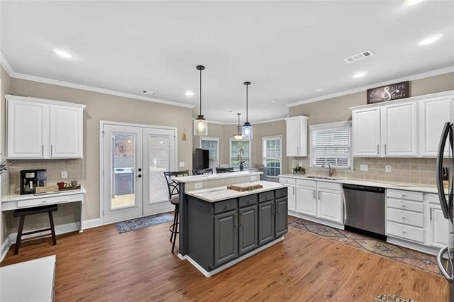 1758 Great Shoals Circle, Lawrenceville, GA 30045
