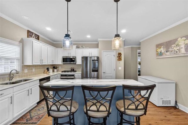 1758 Great Shoals Circle, Lawrenceville, GA 30045