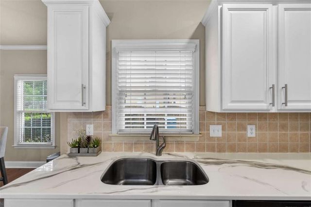 1758 Great Shoals Circle, Lawrenceville, GA 30045