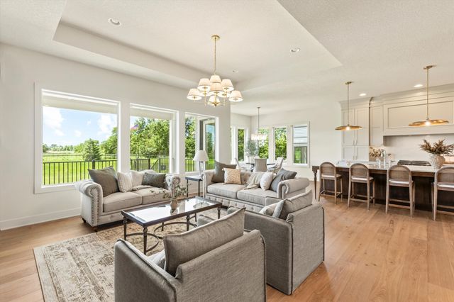 10622 NW 80th Avenue, Johnston, IA 50131