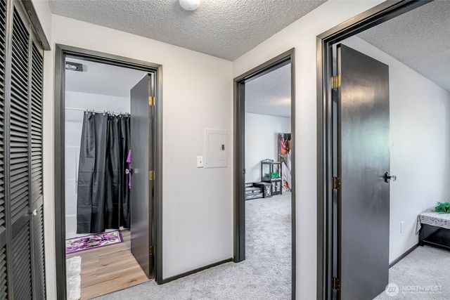 3320 Narrows View Lane NE #102, Bremerton, WA 98310