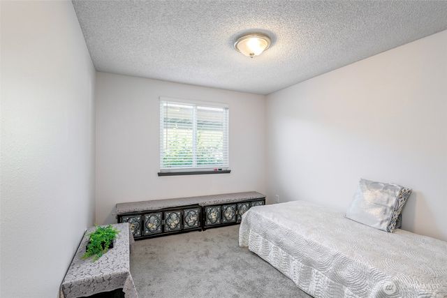 3320 Narrows View Lane NE #102, Bremerton, WA 98310