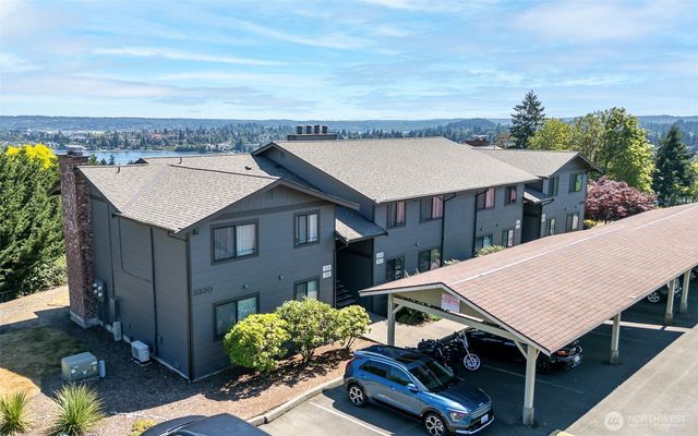 3320 Narrows View Lane NE #102, Bremerton, WA 98310