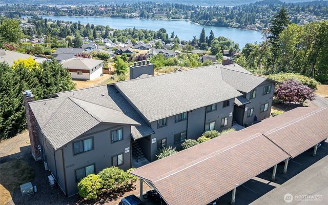 3320 Narrows View Lane NE #102, Bremerton, WA 98310