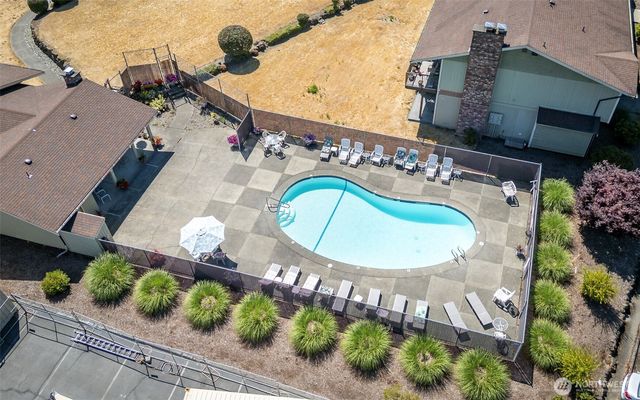 3320 Narrows View Lane NE #102, Bremerton, WA 98310