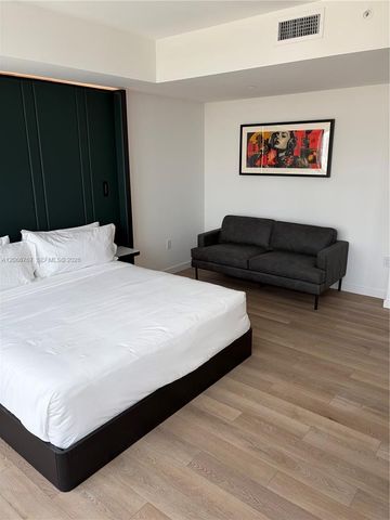20 NE 11 Street 1701, Miami, FL 33132