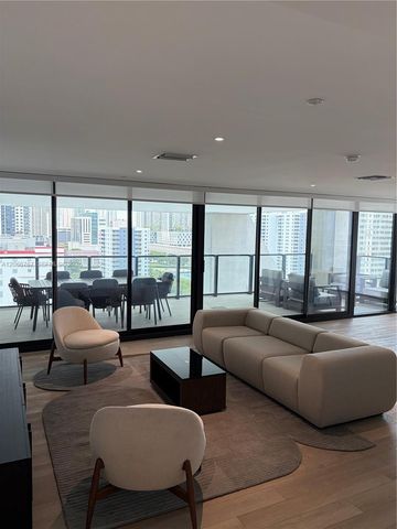 20 NE 11 Street 1701, Miami, FL 33132