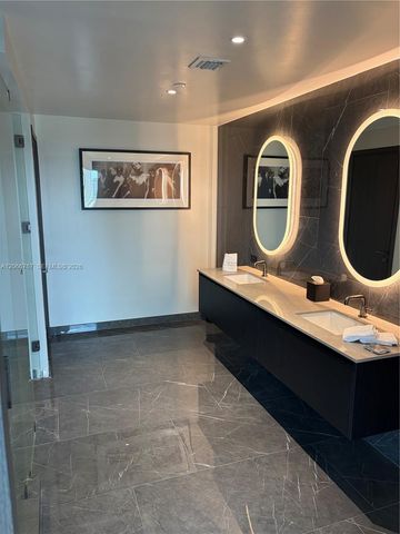 20 NE 11 Street 1701, Miami, FL 33132