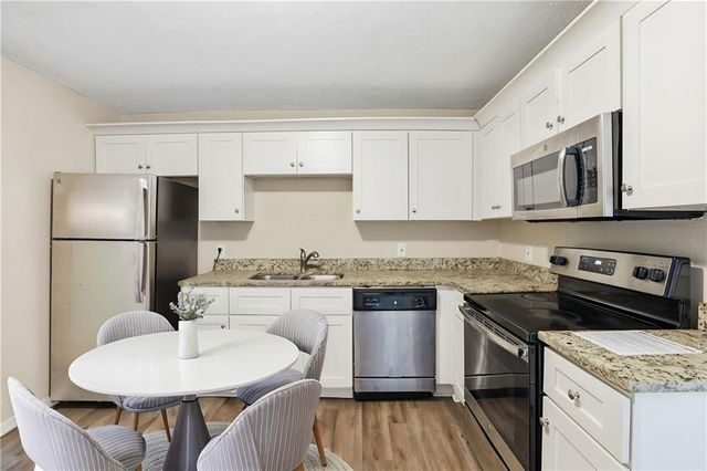 914 Mercury Drive NW, Atlanta, GA 30331