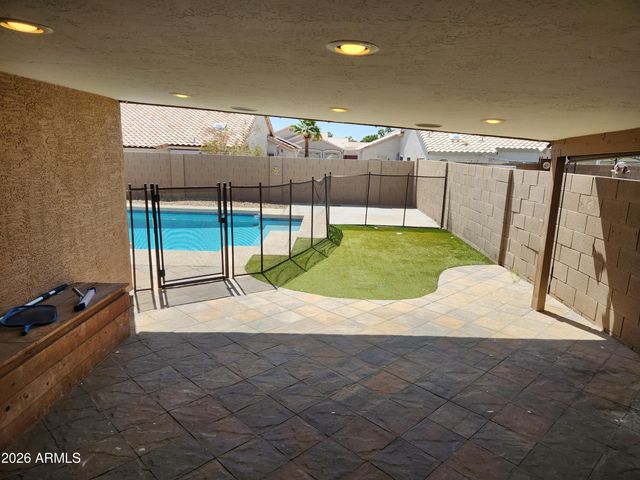 8375 W Bluefield Avenue, Peoria, AZ 85382