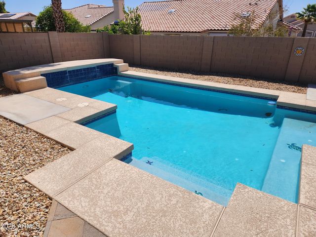 8375 W Bluefield Avenue, Peoria, AZ 85382