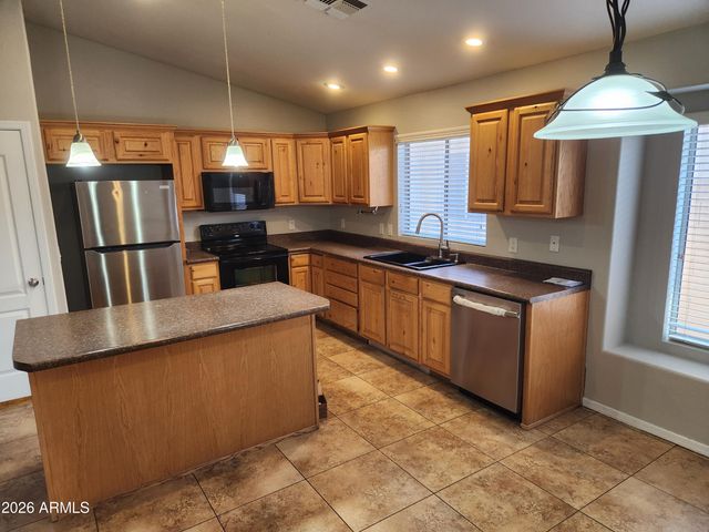 8375 W Bluefield Avenue, Peoria, AZ 85382