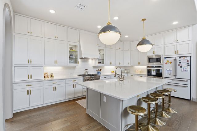 14000 Walsh Avenue, Fort Worth, TX 76008