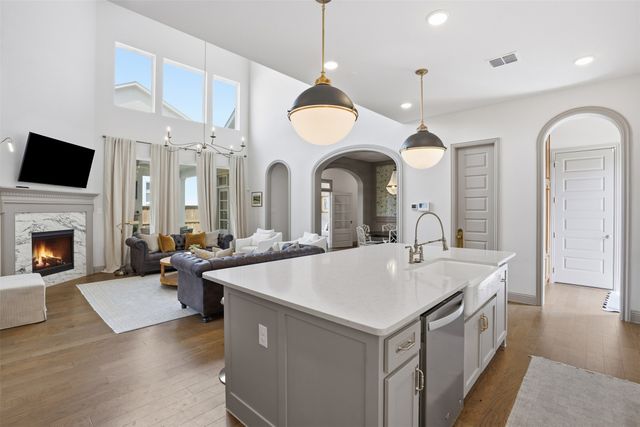 14000 Walsh Avenue, Fort Worth, TX 76008