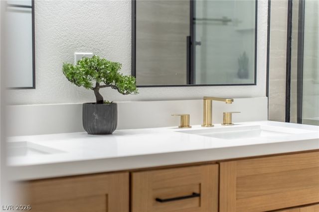 5225 West Reno Avenue 210, Las Vegas, NV 89118