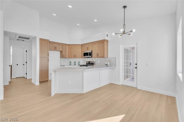 5225 West Reno Avenue 210, Las Vegas, NV 89118