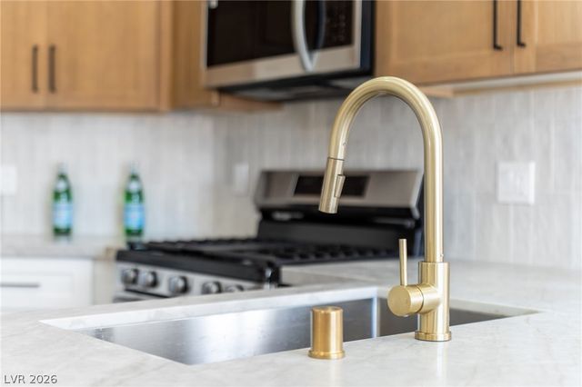 5225 West Reno Avenue 210, Las Vegas, NV 89118