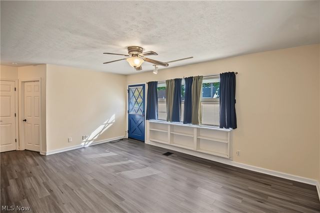 162 N Beverly Avenue, Youngstown, OH 44515