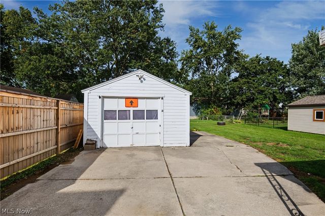 162 N Beverly Avenue, Youngstown, OH 44515