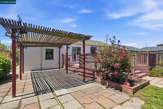 15184 Andover St, San Leandro, CA 94579