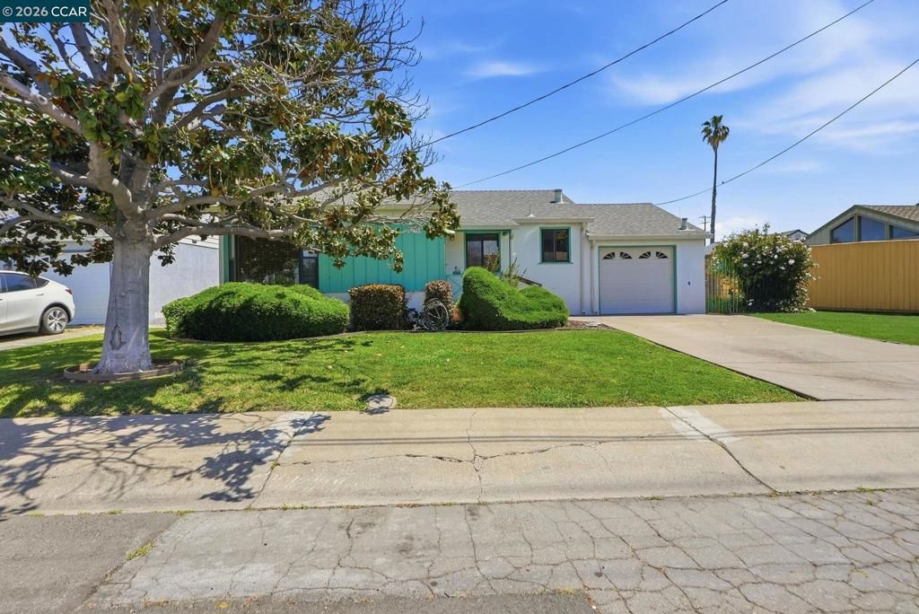Image 1 of property listing at 15184 Andover St, San Leandro, CA 94579