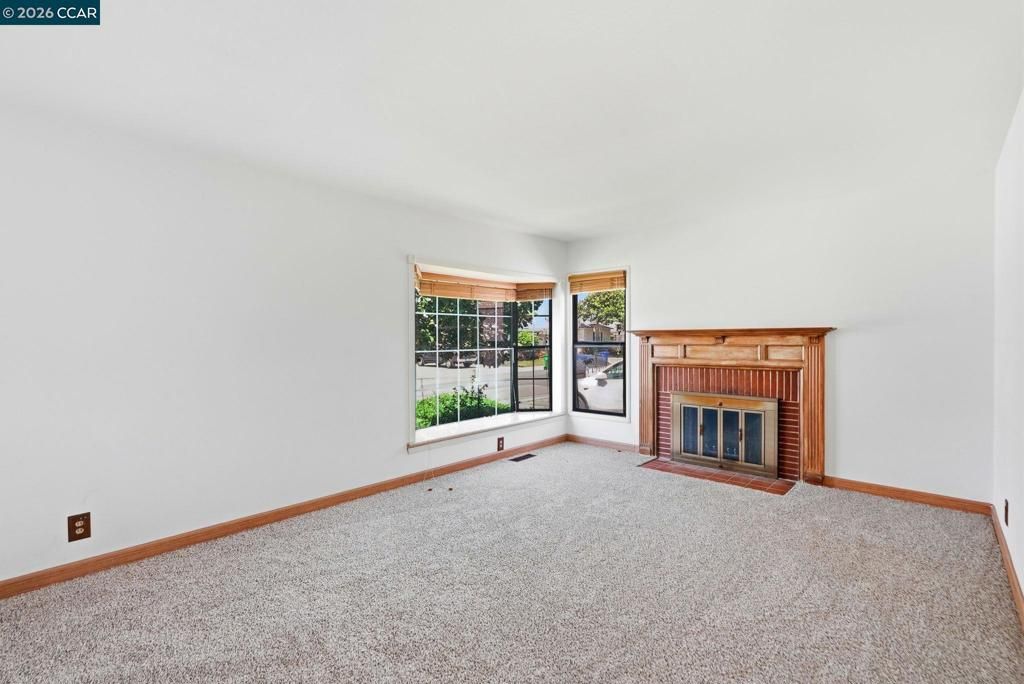 Image 4 of property listing at 15184 Andover St, San Leandro, CA 94579