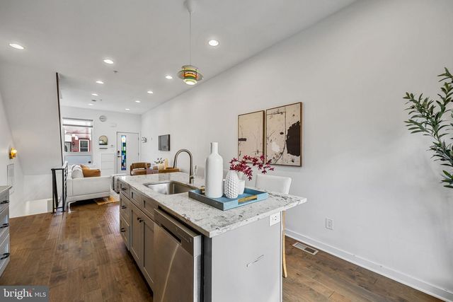 1927 WILDER ST, Philadelphia, PA 19146