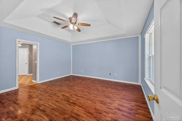 4400 Amberwood Cir, Pace, FL 32571