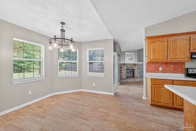 4400 Amberwood Cir, Pace, FL 32571