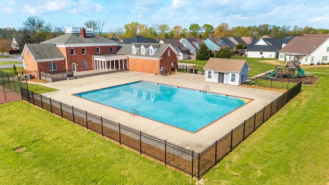8906 Silver Maple Drive, Ooltewah, TN 37363
