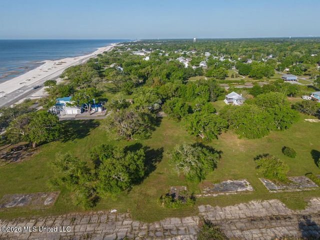 111 Shelter Rock Drive, Long Beach, MS 39560