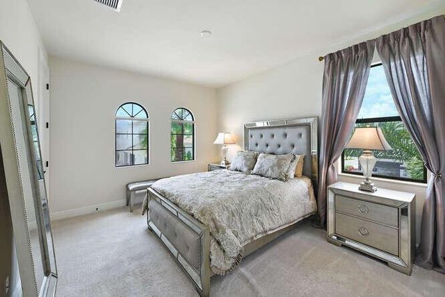 6950 NW 26th Way, Boca Raton, FL 33496