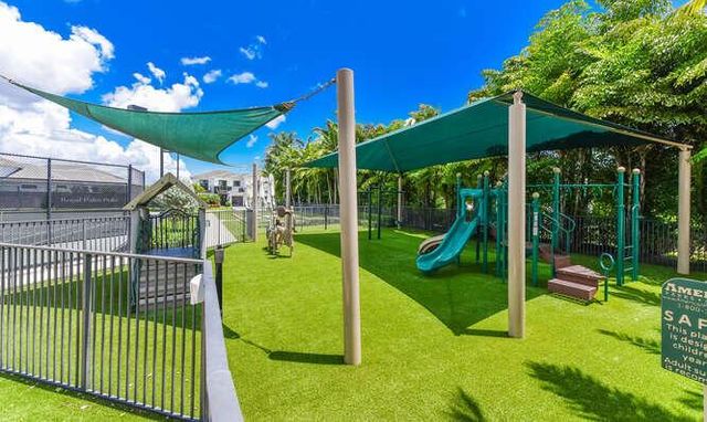 6950 NW 26th Way, Boca Raton, FL 33496