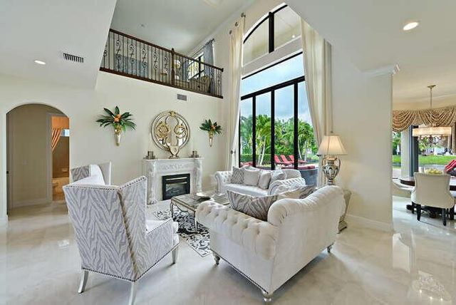 6950 NW 26th Way, Boca Raton, FL 33496