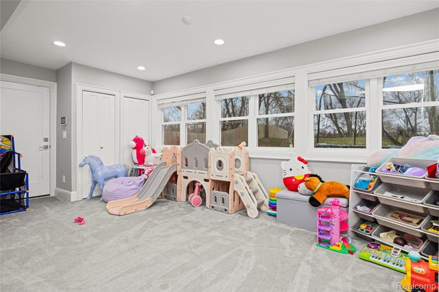 15879 Millar Road, Clinton Charter Township, MI 48036