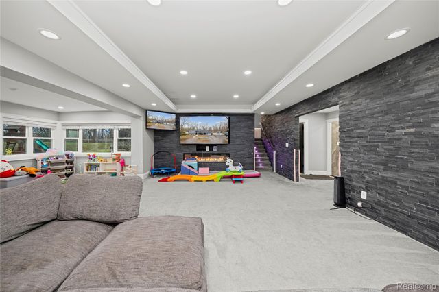 15879 Millar Road, Clinton Charter Township, MI 48036