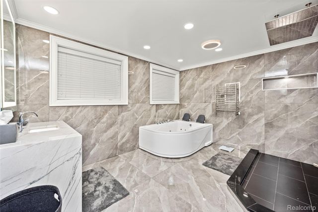 15879 Millar Road, Clinton Charter Township, MI 48036